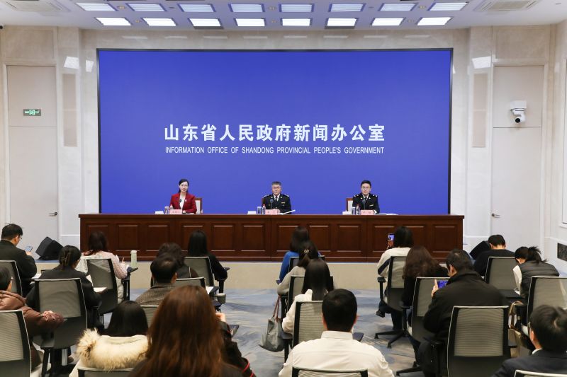 青岛海关、济南海关联合召开2025年山东省外贸发展总体情况新闻发布会